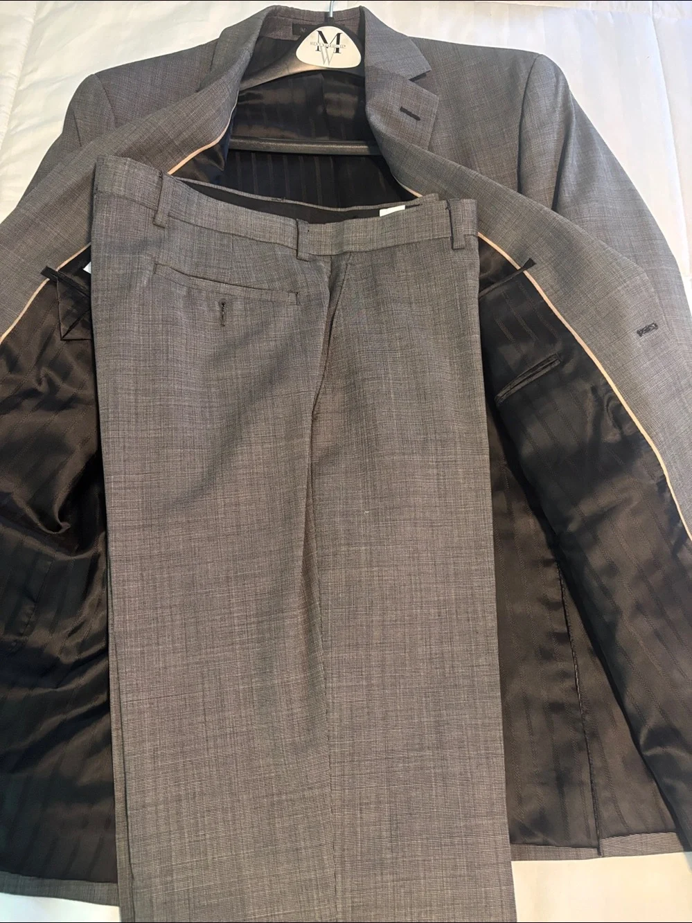 Calvin Klein Men's Gray 100% Wool Two-Button Career Wear Suit Jacket